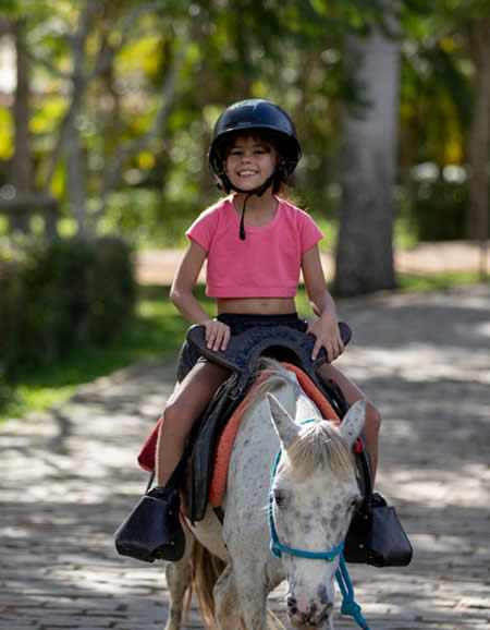 passeio a cavalo hotel fazenda